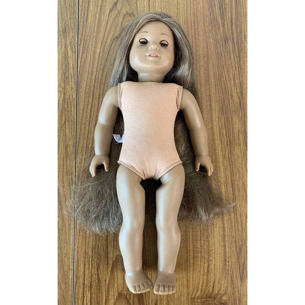 American Girl Doll Kanani Green Eyes Long Brown Wavy Hair 2011 GOTY - Picture 2 of 16